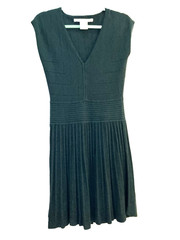 MAX STUDIO FOREST GREEN SWEATER DRESS V NECK CAP SLEEVE LIGHTWEIGHT STRETCH Sz M