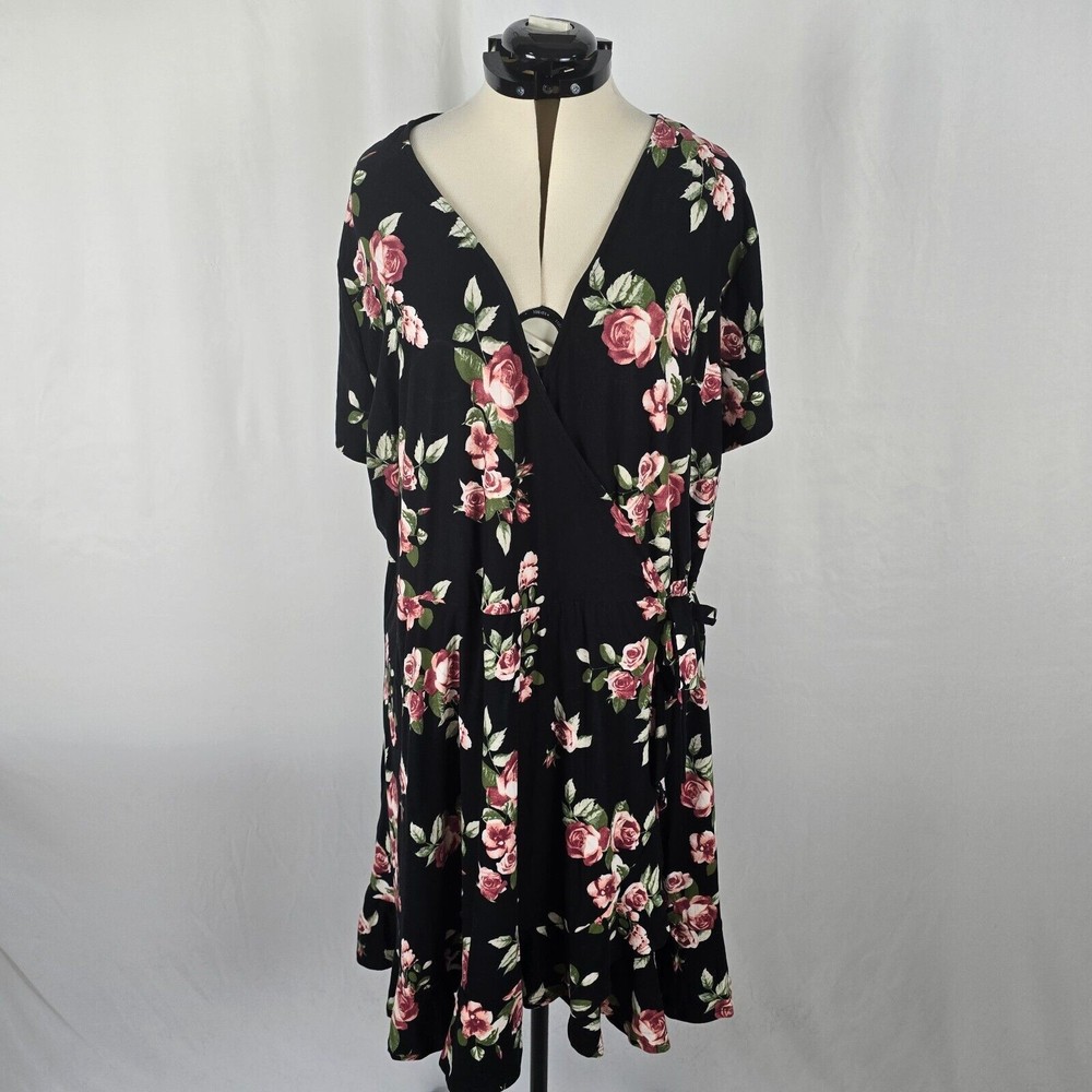 Justify Wrap Dress Women&rsquo;s 3X Black Pink Green Floral Short Sleeve Midi