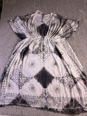 NWT Rhea Pattern Print Square Kaftan One Size Ivory and Gray 100% Natural Fibers