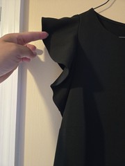 LOFT Black Flutter Sleeve Ruffle Hem Shift Dress Size 2 PETITE