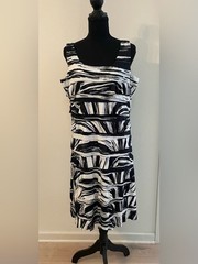 Tango Mango Black & White Abstract Ruffle Tiered Midi Dress Stretchy Flirty XL