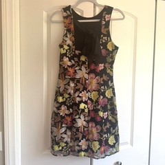 NWT Sam Edelman Floral Embroidered Sleeveless Dress Black Size 4 Small