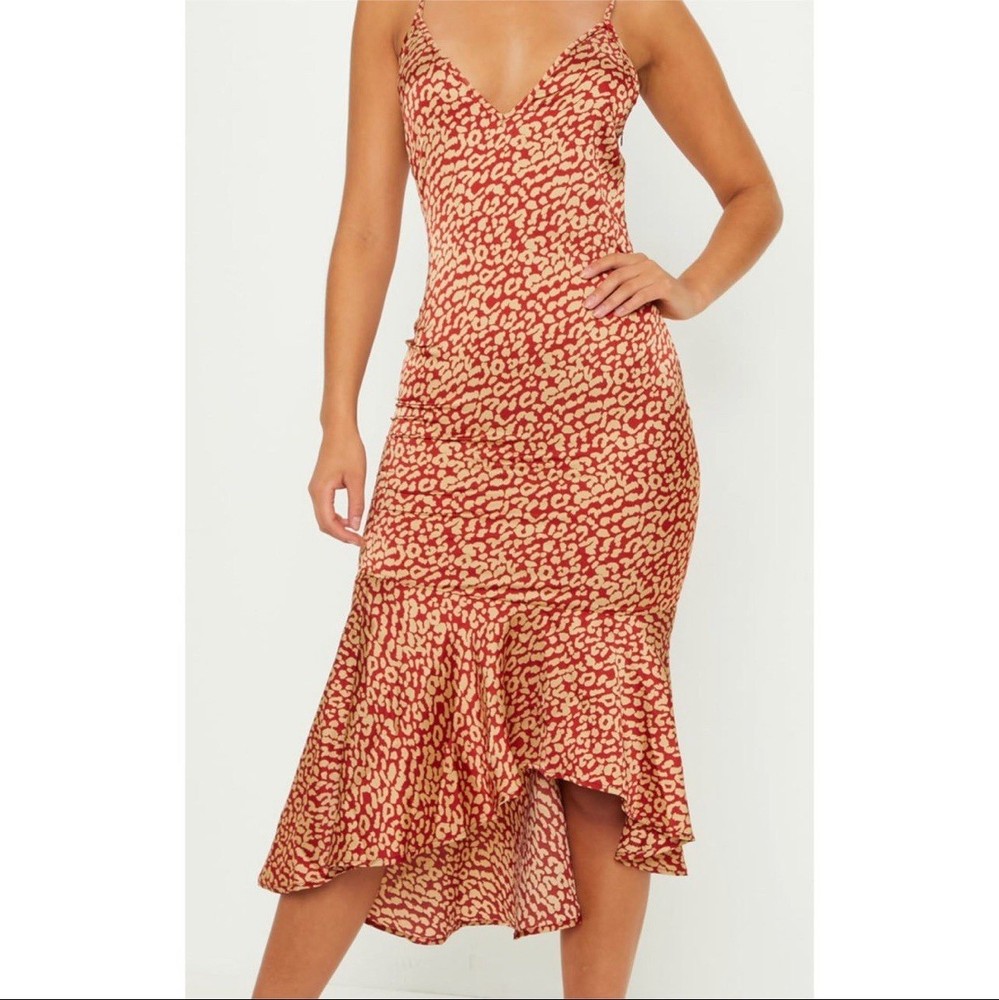 PrettyLittleThing Red Leopard Print FishTail Midi Dress – Size 6