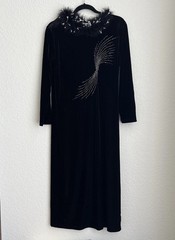 Venus Paris Black Velvet Solid Sheath Midi Dress Feather Trim Sequin Long Sleeve