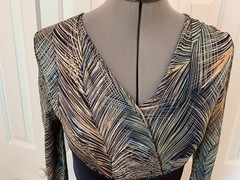 BCBG MaxAzria Petite long sleeves waist ribbon palm pattern dress size SP