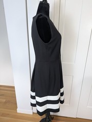 Calvin Klein Bateau Neck Sleeveless Fit & Flare Swing Dress Black White Size 14
