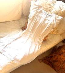 Lovely Écru Bone White Ruffled Flutter fit & flare Very Pretty Dress Size 4