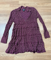 Angie Women&rsquo;s M Burgundy Geometric Fit & Flare V-Neck Bell Sleeve Short Dress