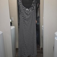 S twelve black and white