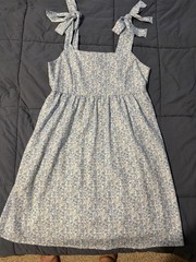 Altar&rsquo;d State Blue White Floral Cotton Smocked Square Neck Bow Strap Dress L
