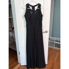 Betsy & Adam Black Lace Illusion Gown Pleated Chiffon Maxi Evening Dress Size 12