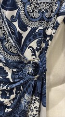 Glamour dress with 3/4 sleeves size 4 with blue and white v-neck semi-short