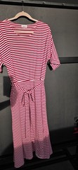 Super Flattering Striped Dress With Waste Tie size XL Cotton Barely Used.