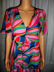 Cute White Closet Elements size M pink print short sleeve drawstring maxi dress