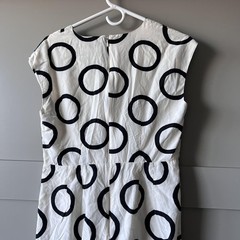 Banana Republic Dress Womens 10 White Black Circle Dot Silk V Neck Sheath Lined