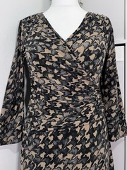 Onjenu Ingenue Fixed Wrap Midi Dress Pockets Size 14 Soft Jersey 3/4 Sleeve