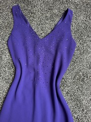 Jones New York Dress Purple Solid V-Neck Sleeveless Beaded Sheath Knee 6