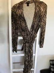 Chic Ann Taylor Women’s Geometric Print Long Sleeve Half Wrap Dress Size 6