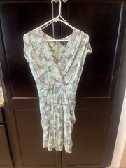 Closet Curves Women&rsquo;s Dress Multicolor Floral With Pockets And Tie Back Size 12