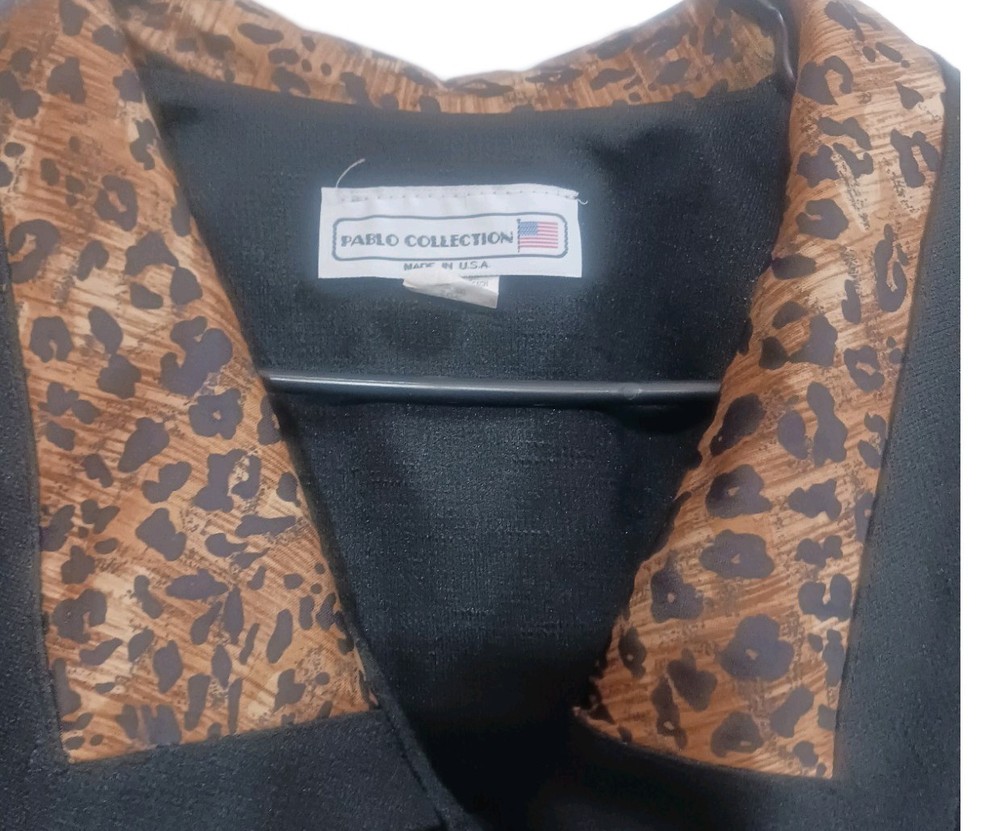 Pablo Collection Women Blaizer .size WP 2O made In USA Rn#46928