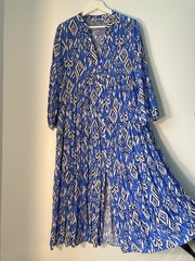ZARA Blue White Ikat Print Tiered Long Sleeve Button Front Midi Dress Sz M