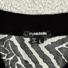 My Michelle Womens Bell Sleeve V-Neck Dress Black Gray Animal Print Size L
