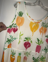 Vintage Jams World FoodArt Midi Shift Dress Radish Pattern Side Slit Size M e159