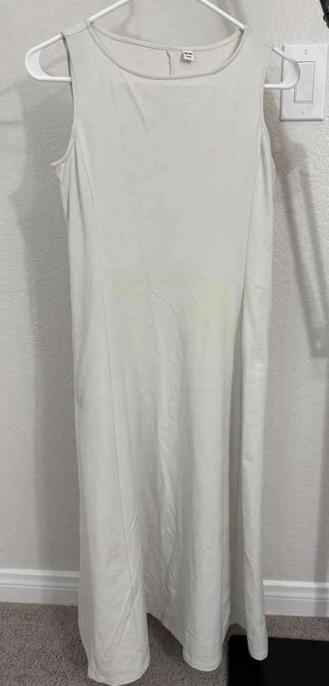 Uniqlo Women’s Ivory Solid Long Dress Round Neck Sleeveless XS/TP